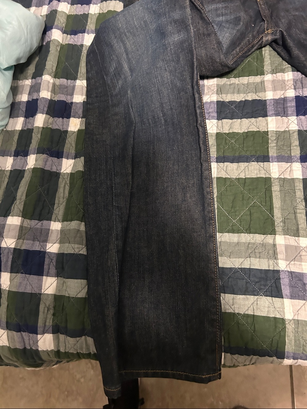 Jeans - Picture 2 of 4